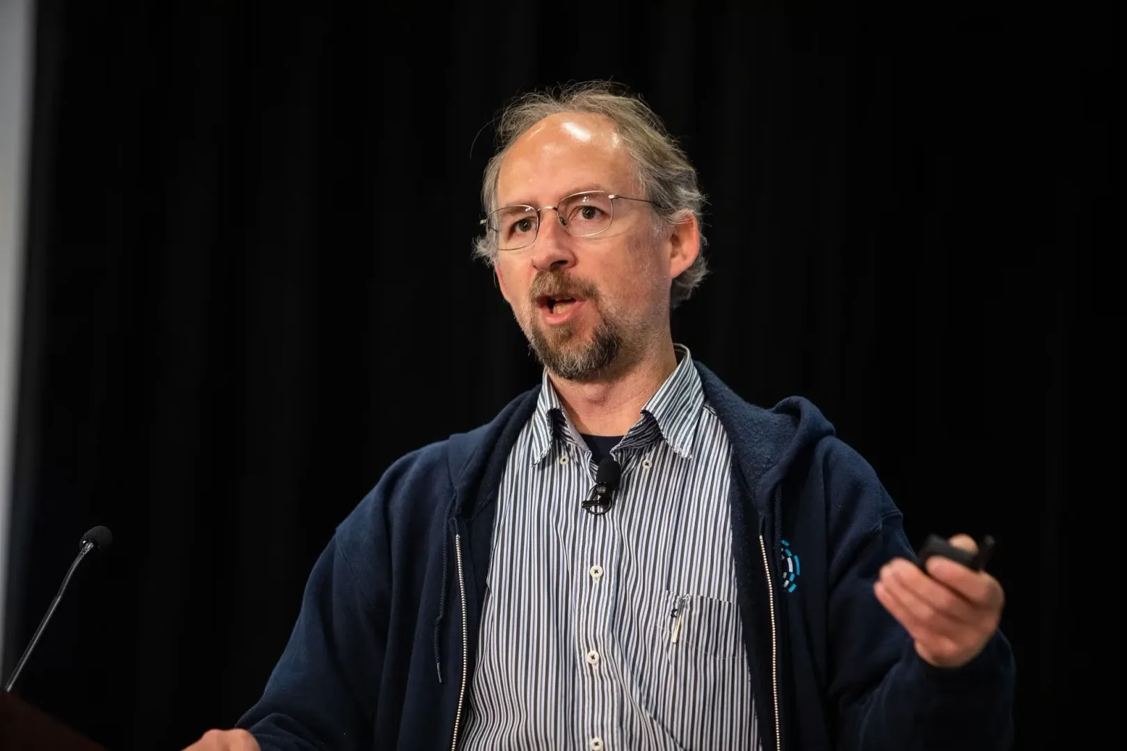 Investigação aponta possível identidade do criador do Bitcoin após anos de anonimato