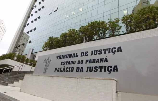 TJ-PR revoga bônus de R$ 14 mil para juízes