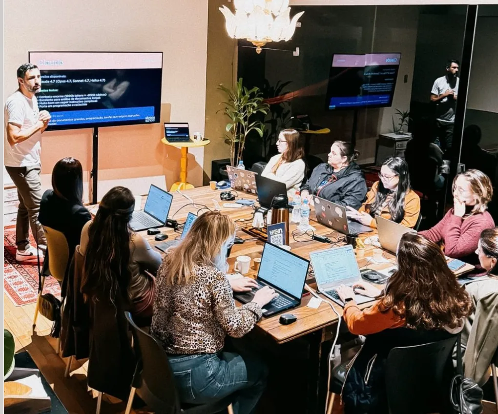 O fim do puxadinho: a revolução AI-native em Blumenau pela Straas no Hackathon de IA