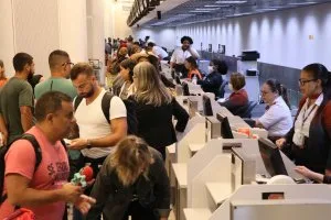 Sistema aéreo brasileiro enfrenta risco de colapso, alerta sindicato