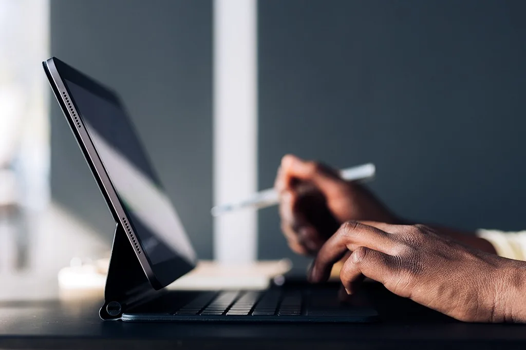 IA avança, mas apenas 21% dos brasileiros têm habilidades digitais