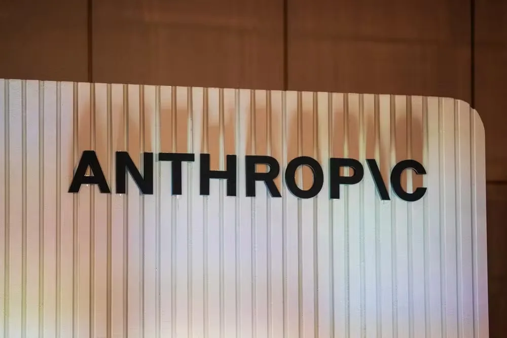 Anthropic avança na corrida por IPO nos EUA