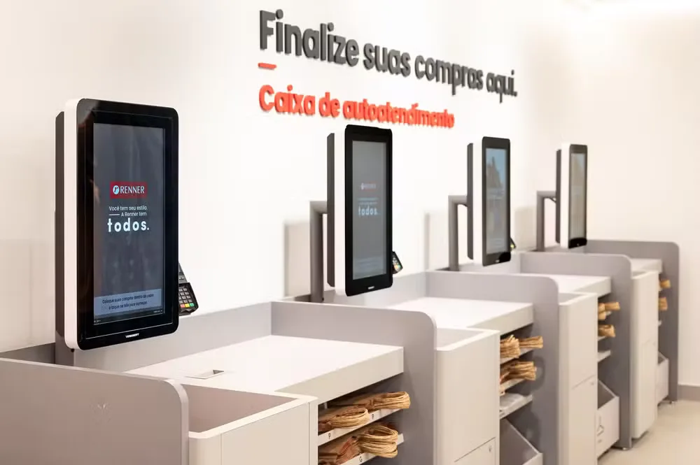 Renner reduz 87% da falta de estoque com etiquetas RFID