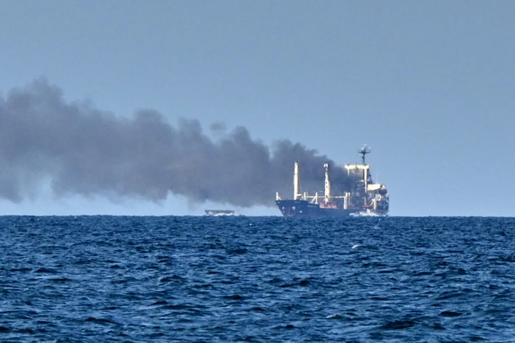 Ataque russo a navio de milho em Odessa mata 10
