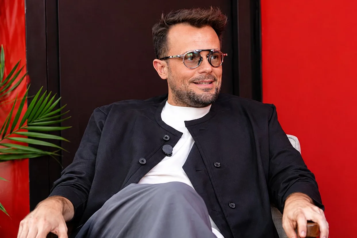 Presidente da Oakley aconselha CMOs a 'se anularem'