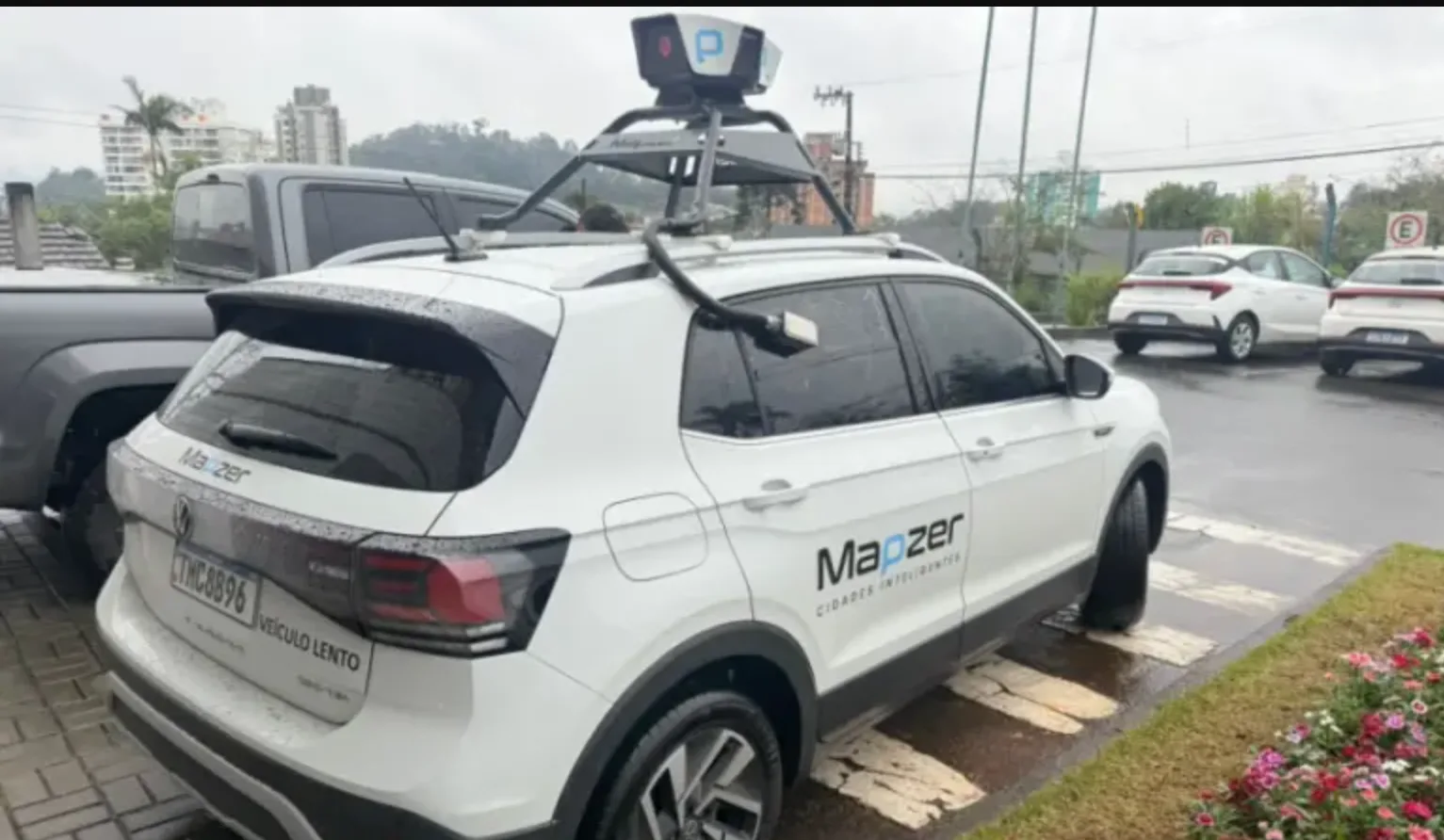 Sem o carro caça-buracos, quem aponta os problemas agora?