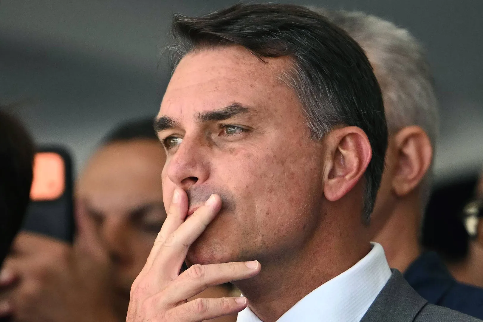 PF investiga suposta fuga de Flávio Bolsonaro