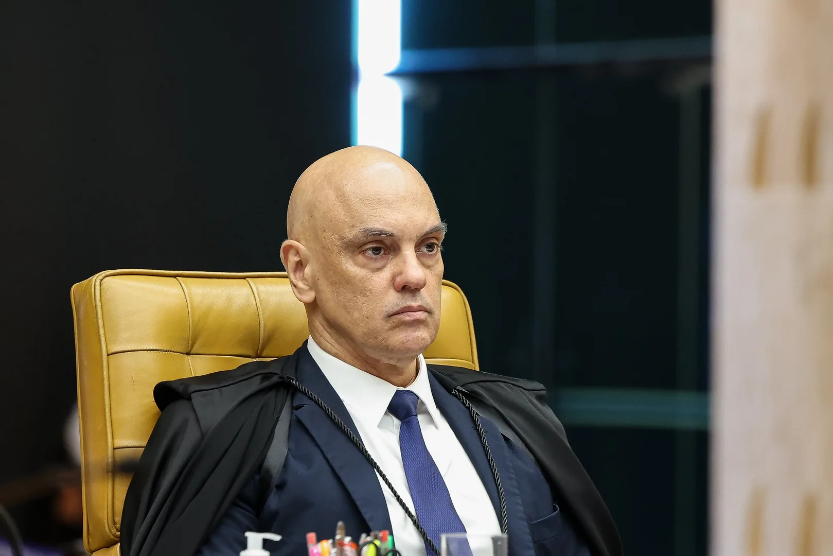 Ministros de Lula criticam decisões sobre Flávio Bolsonaro