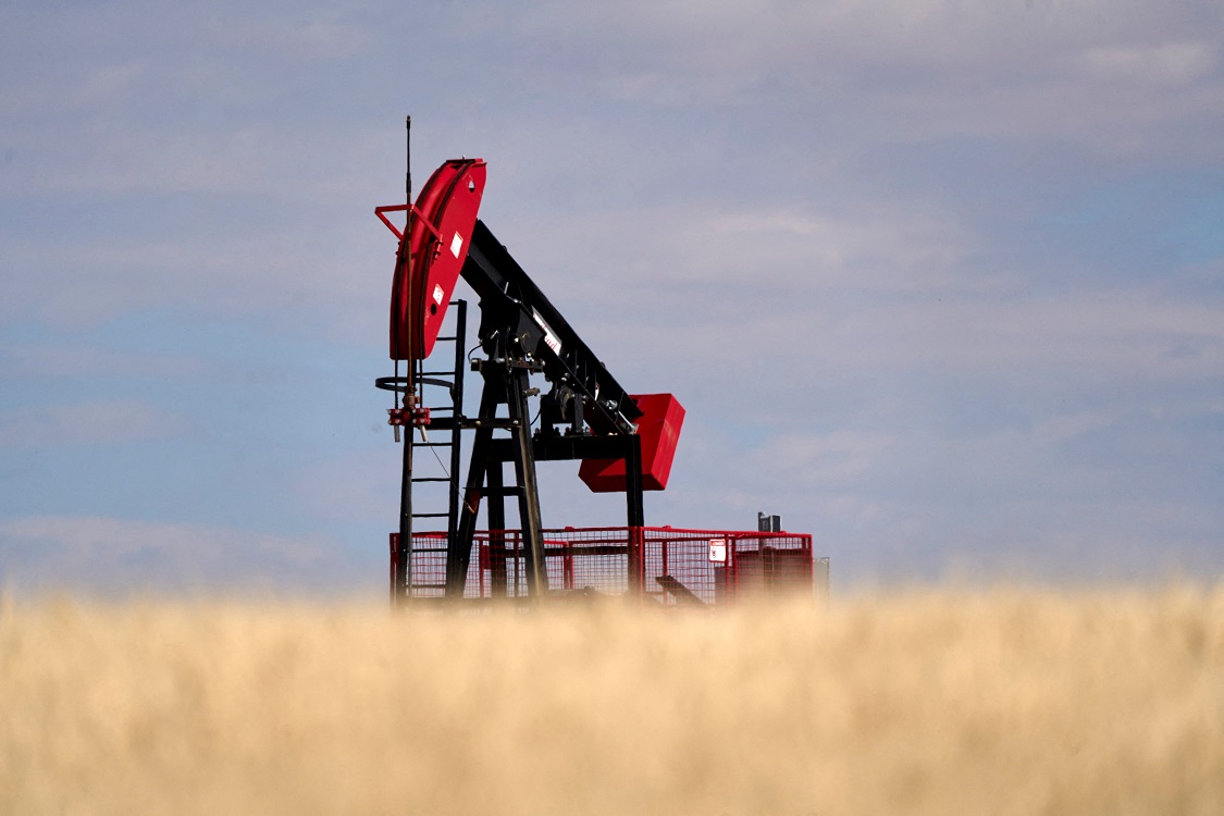 Petróleo sobe pela 4ª sessão com tensões no Irã e tarifas dos EUA