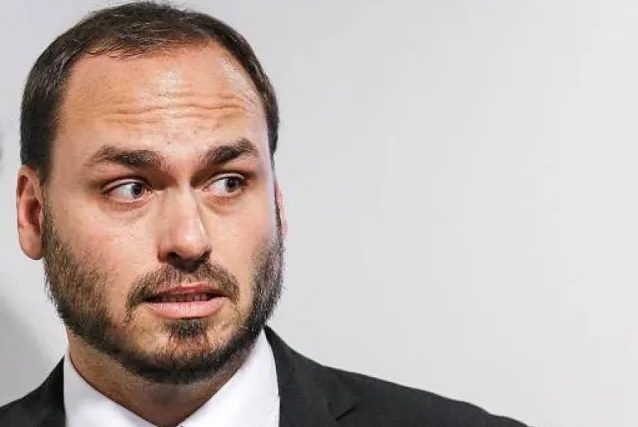 Partidos de centro buscam isolar PL em Santa Catarina após divergências