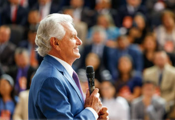 Caiado diz que escolha de candidato do PSD dependerá de Gilberto Kassab