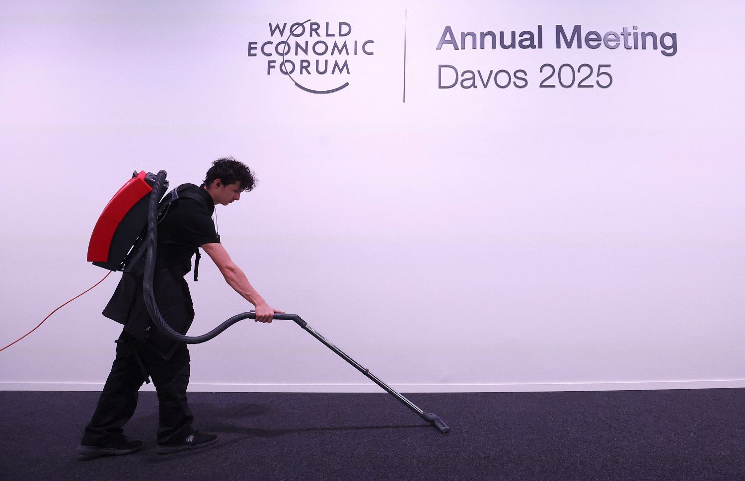 Davos 2026: Convergência em torno de restrições define encontro, aponta análise
