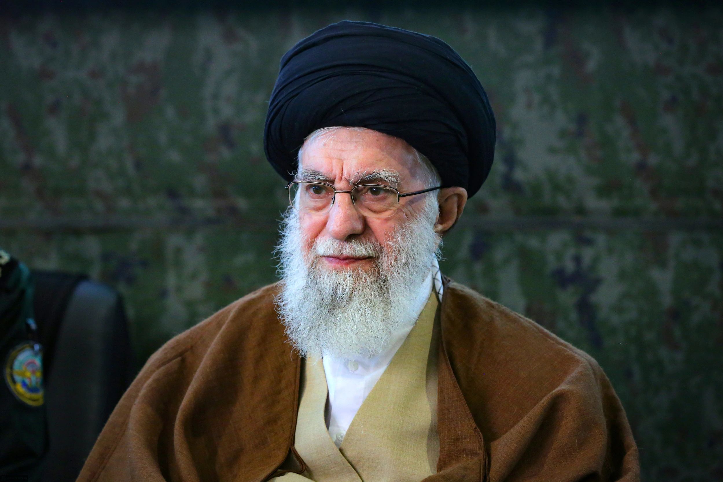 Khamenei culpa Trump por mortes em protestos no Irã