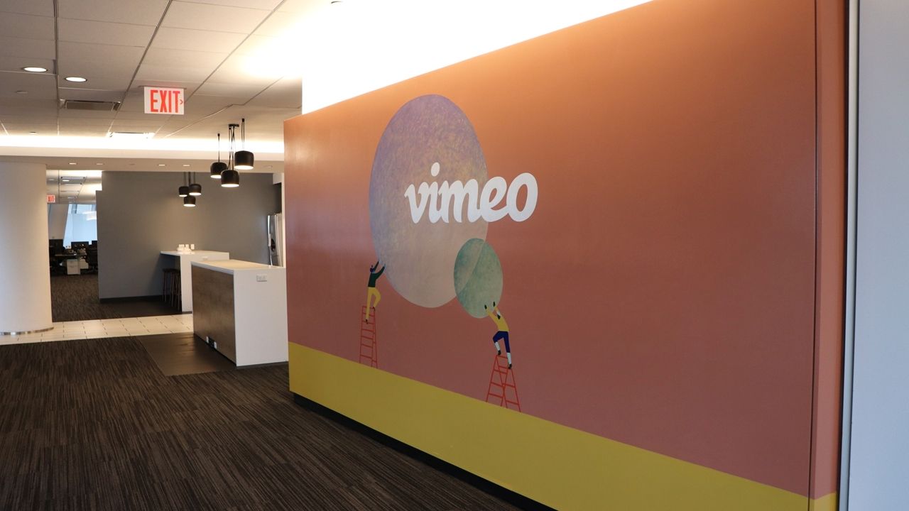 Vimeo demite funcionários após aquisição por US$ 1,3 bilhão