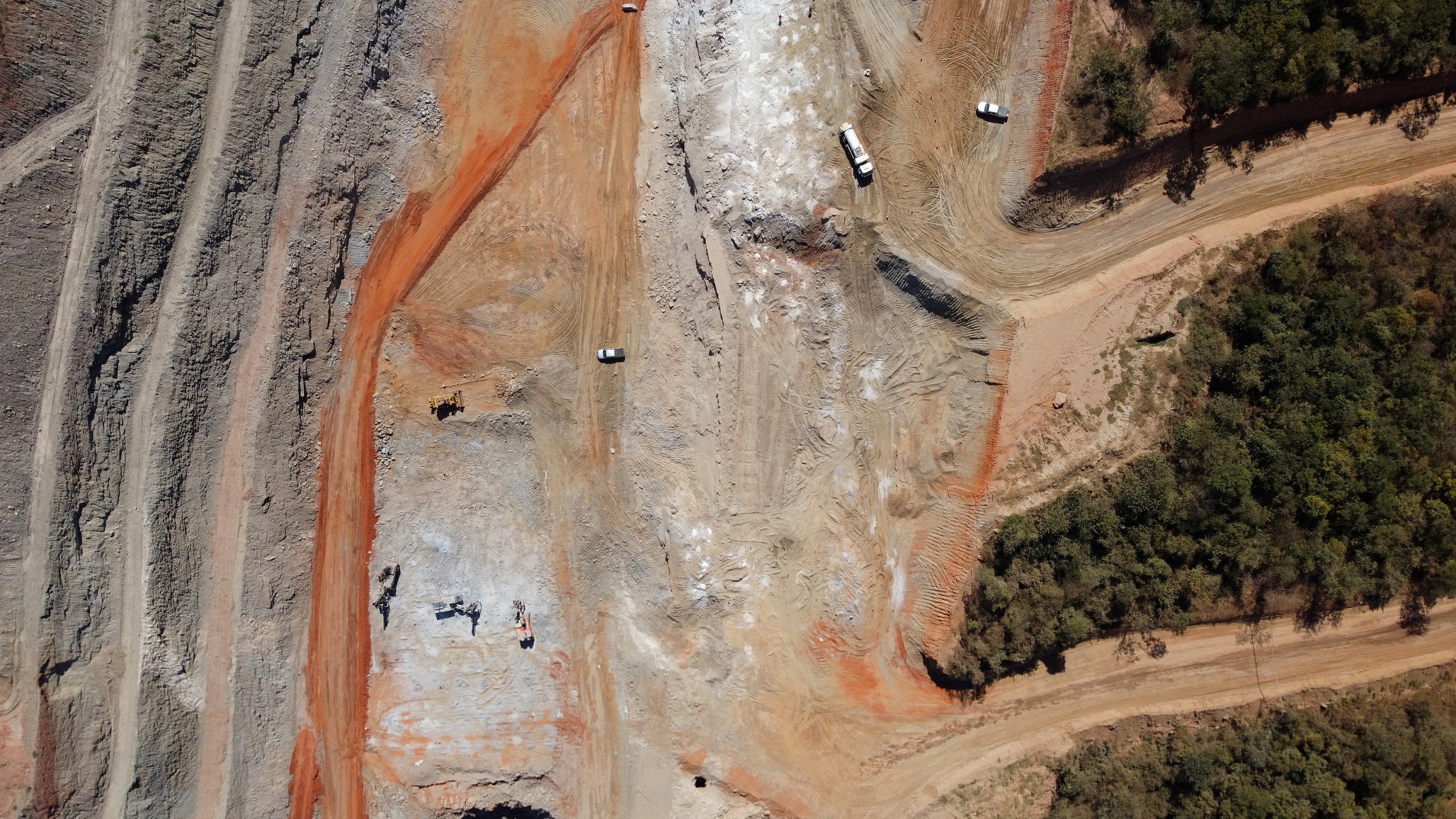 Ministério do Trabalho interdita áreas da Sigma Lithium em Minas Gerais