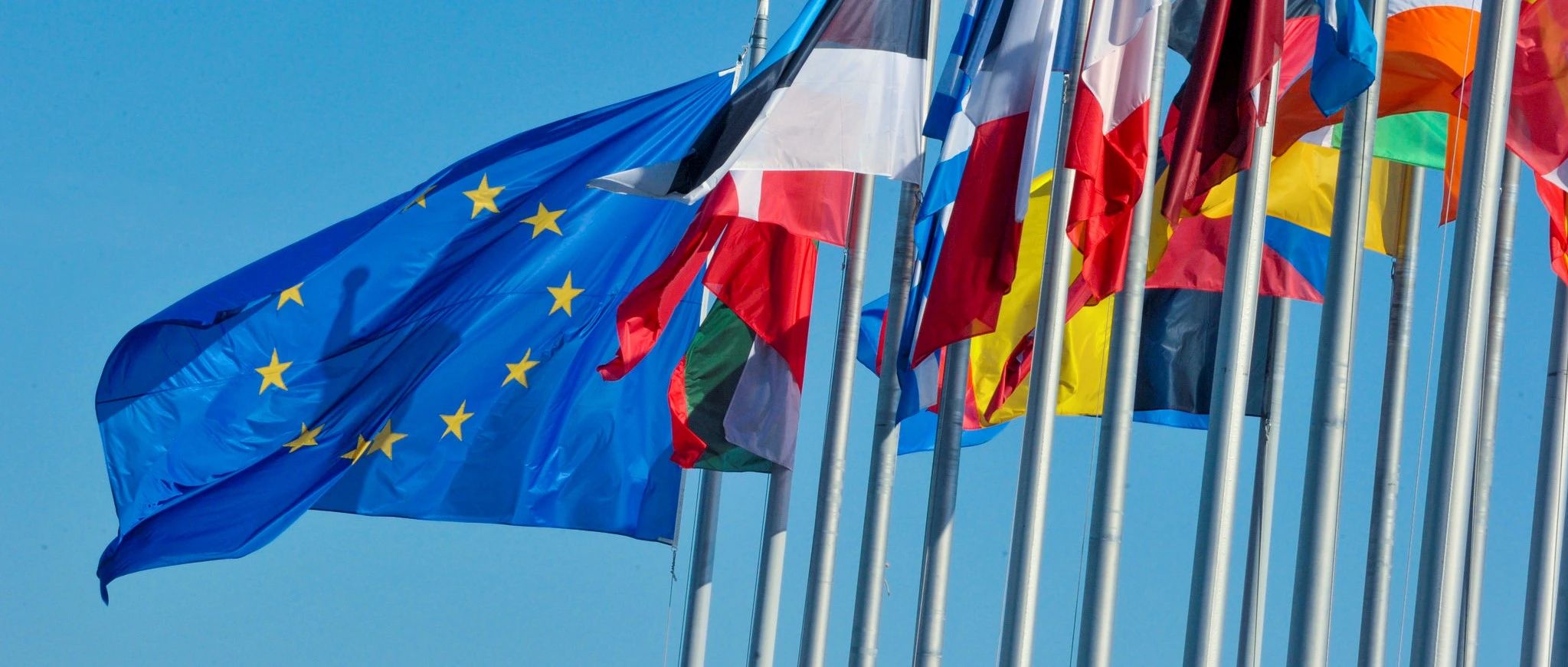 Europa discute segurança e identidade em meio a desafios geopolíticos
