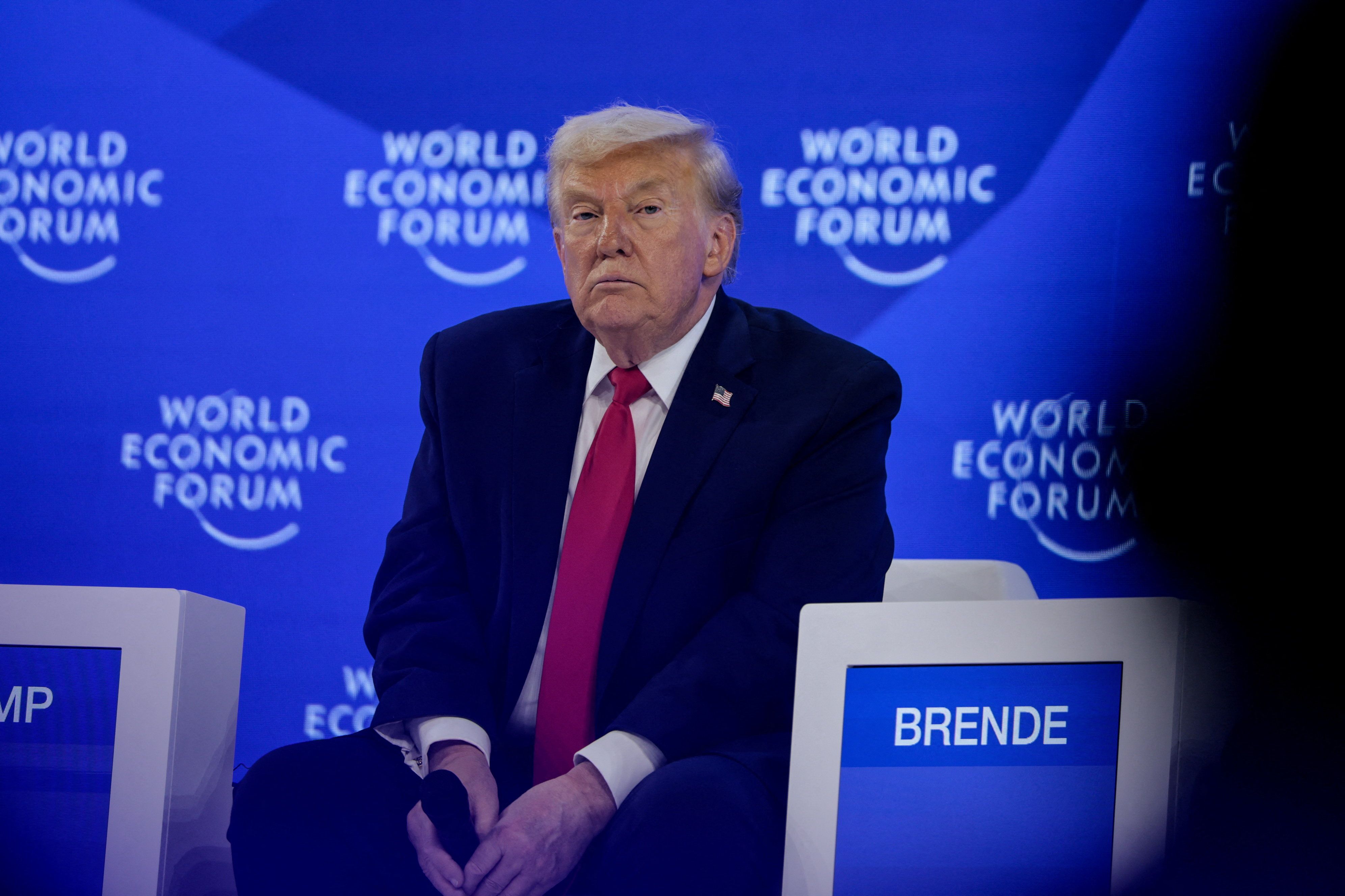 Trump diz acreditar na entrega de armas pelo Hamas em reunião do Conselho de Paz