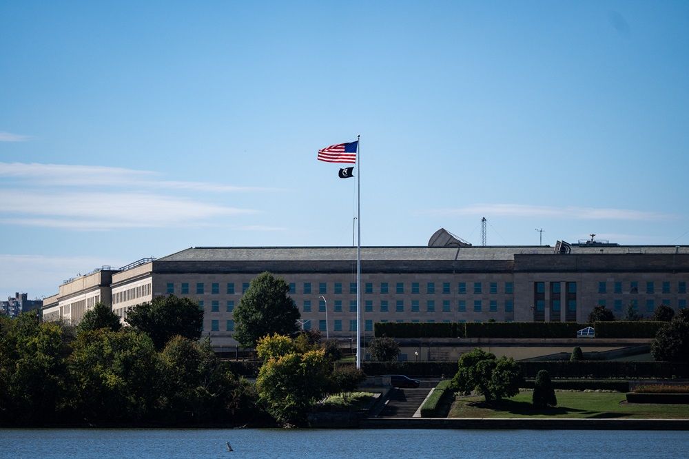 CEO da Anthropic diverge do Pentágono sobre IA e OpenAI busca acordo