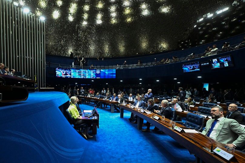 Disputa por vaga ao Senado em Pernambuco envolve Marília Arraes, ministro e partidos