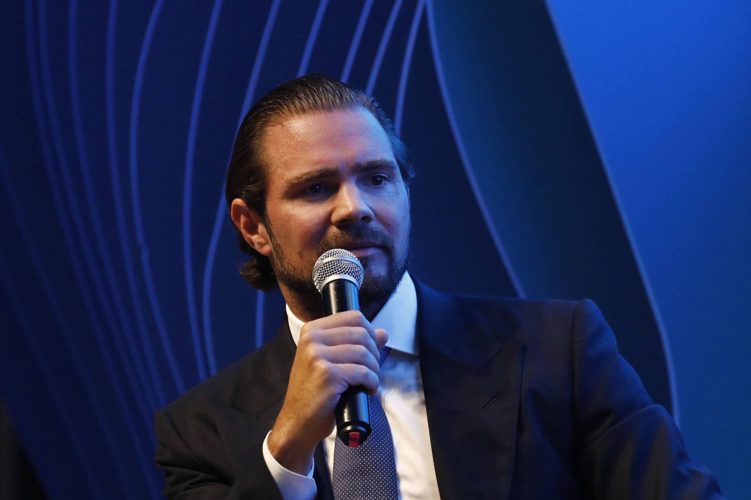 Daniel Vorcaro, dono do Banco Master, é preso pela PF em São Paulo