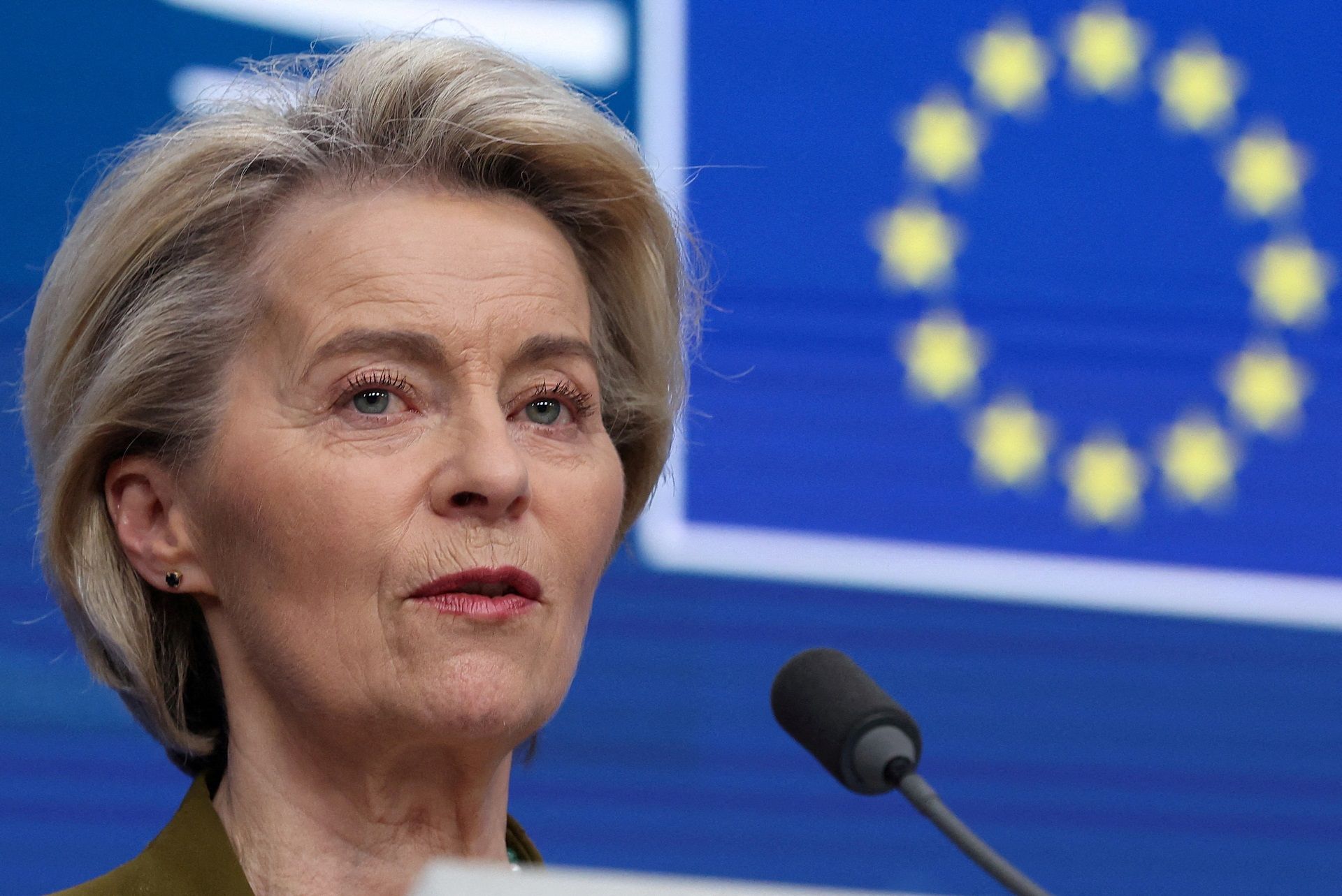 Von der Leyen defende solução diplomática para o Irã e pede desescalada