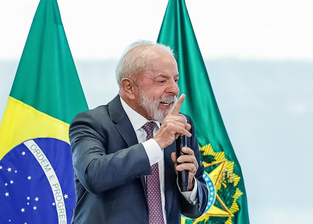 Lula fala sobre feminicídio em pronunciamento no Dia da Mulher