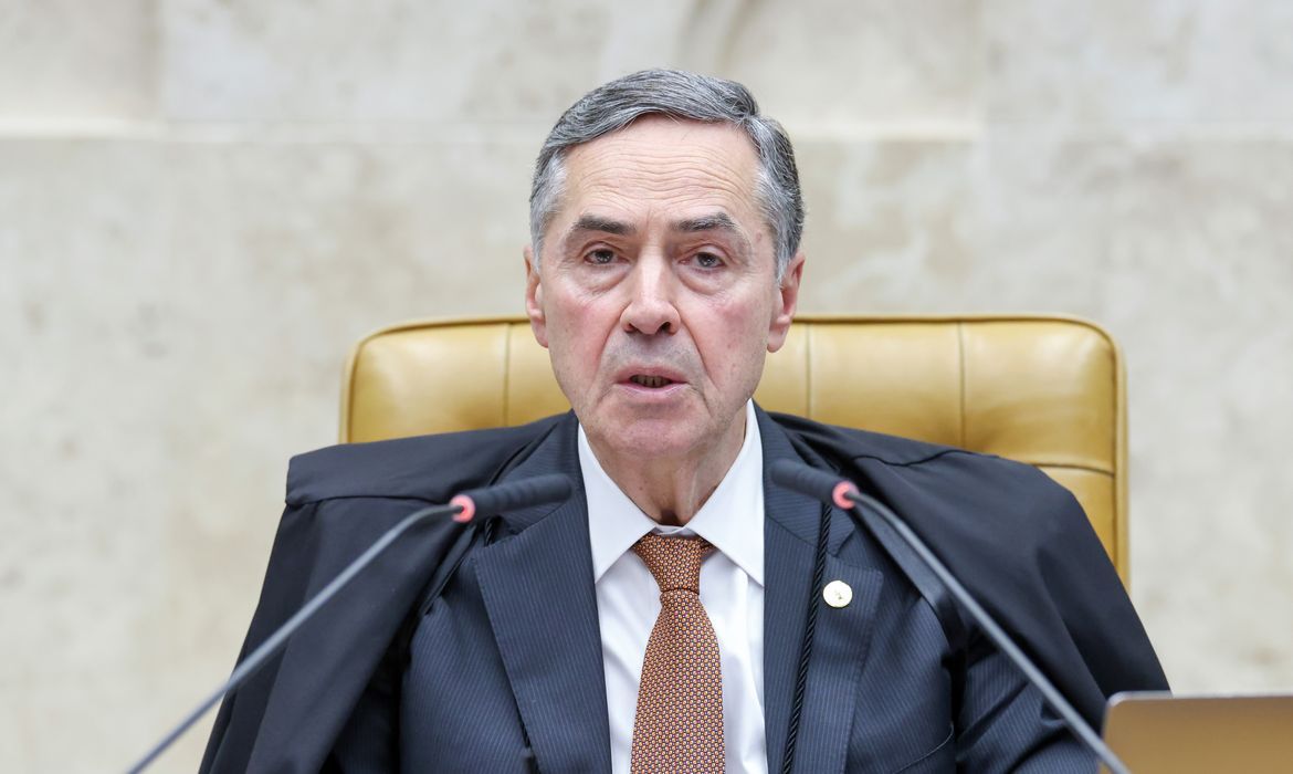 Barroso diz que STF vive “momento difícil” em meio a caso envolvendo Banco Master