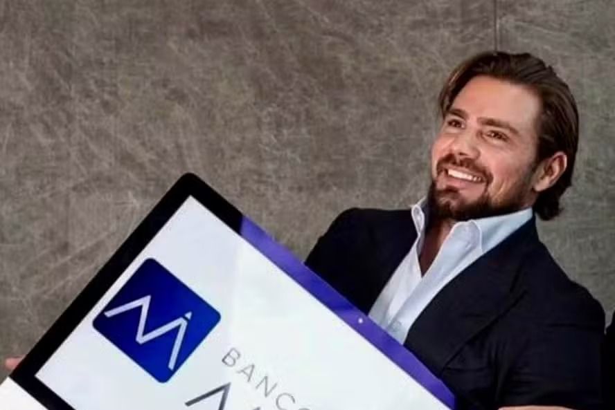 Daniel Vorcaro repassou R$ 700 milhões para holding em paraíso fiscal, aponta Coaf