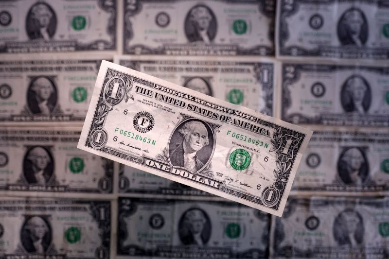 Dólar atinge R$ 5,27 no Brasil após adiamento de ataques dos EUA